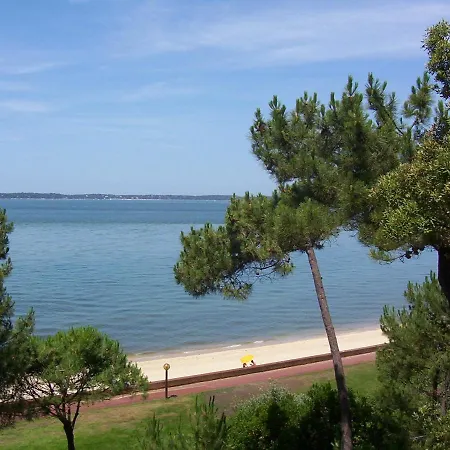 Lejlighed 4 Au Dernier Etage Avec Immense Terrasse Face Au Bassin A - Fr-1-420-122