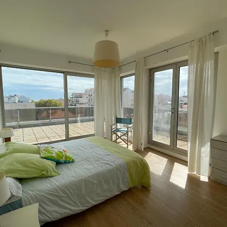 4 Au Dernier Etage Avec Immense Terrasse Face Au Bassin A - Fr-1-420-122 Appartement *