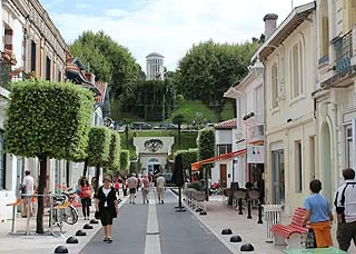 4 Au Dernier Etage Avec Immense Terrasse Face Au Bassin A - Fr-1-420-122 Appartement *