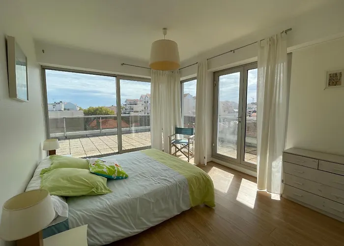 4 Au Dernier Etage Avec Immense Terrasse Face Au Bassin A - Fr-1-420-122 Appartement *