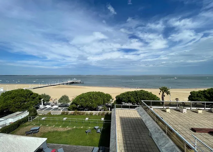 4 Au Dernier Etage Avec Immense Terrasse Face Au Bassin A - Fr-1-420-122 Appartement Arcachon